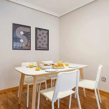 Apartament La Plaza By Silastur *