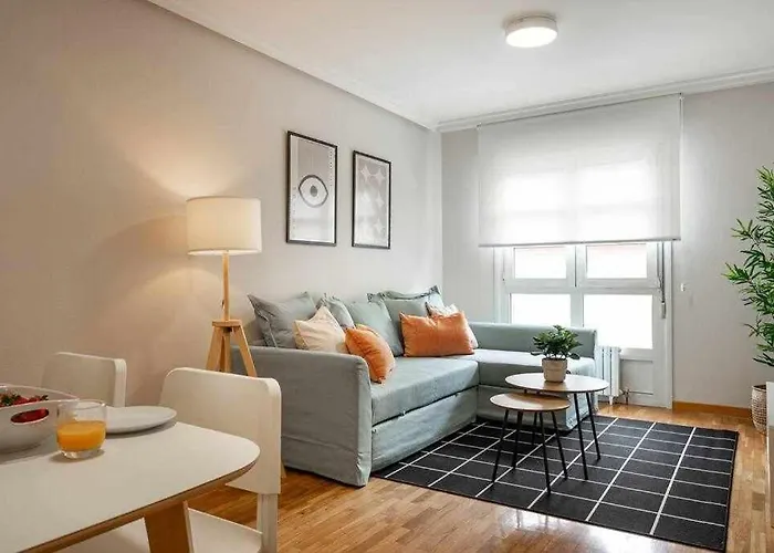 La Plaza By Silastur * Gijón